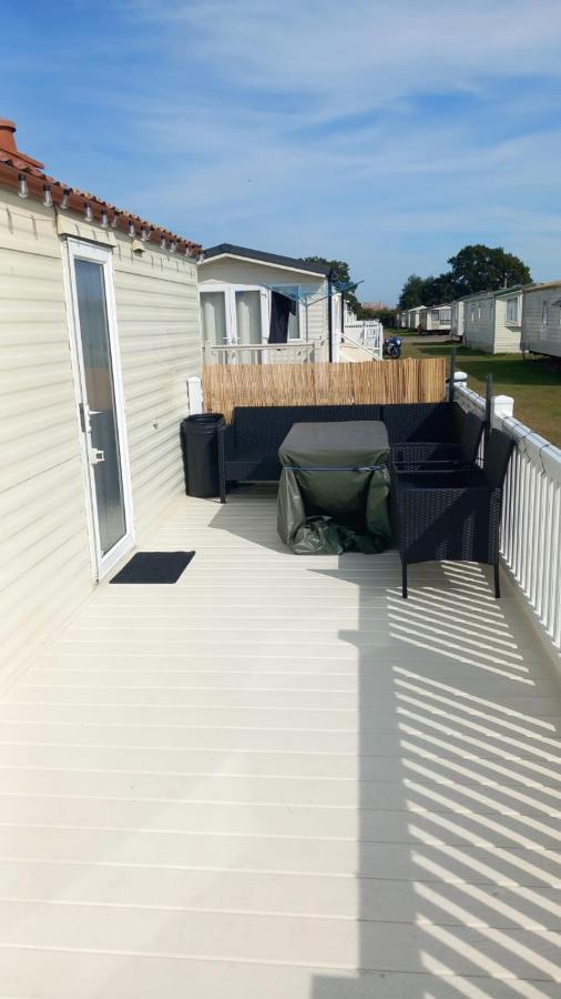 Holiday Caravan Clacton-on-Sea Buitenkant foto