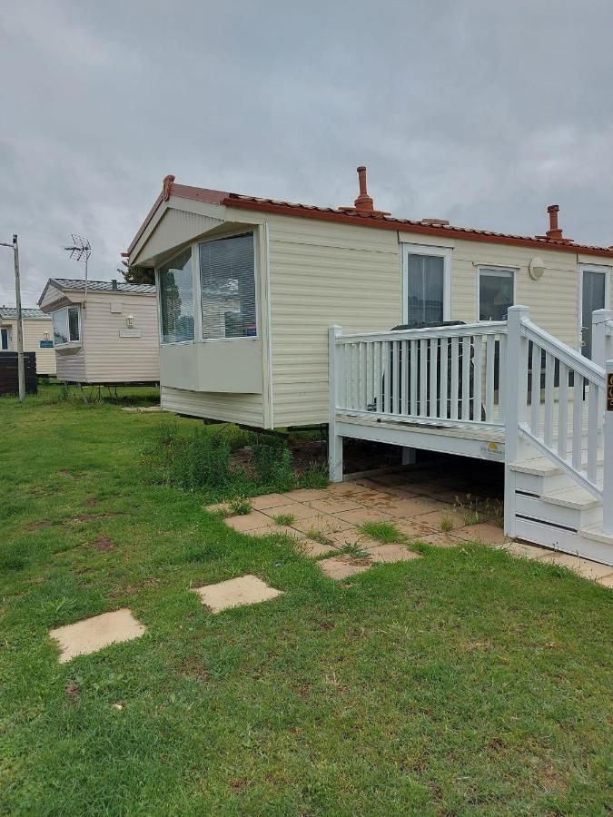 Holiday Caravan Clacton-on-Sea Buitenkant foto