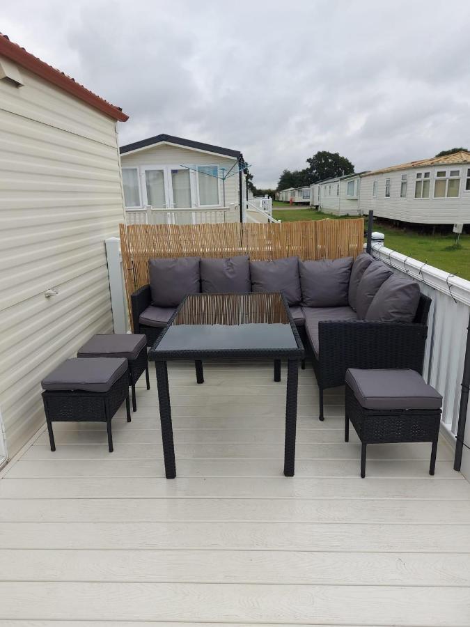 Holiday Caravan Clacton-on-Sea Buitenkant foto